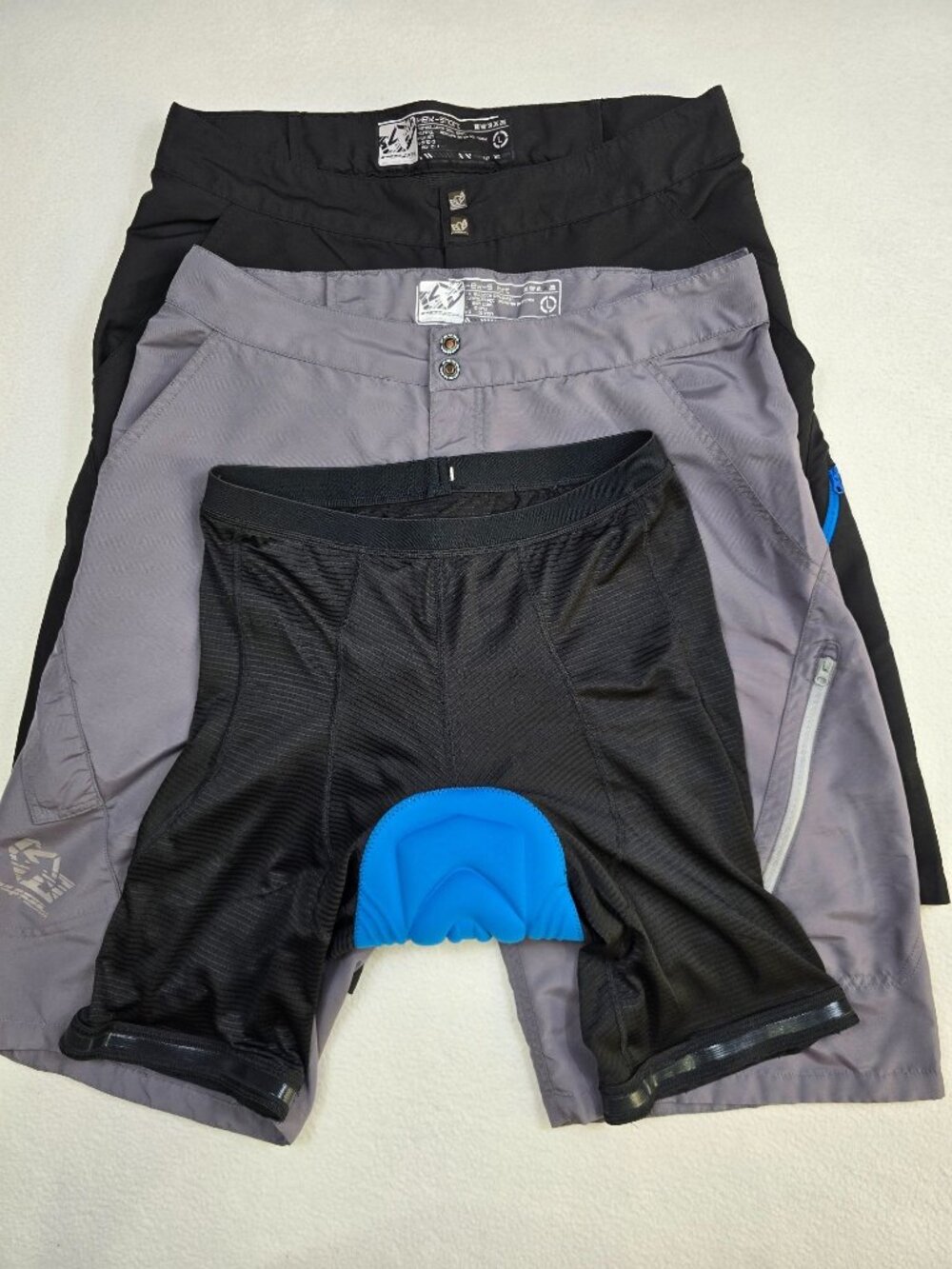 Royal Racing Mens Large Cycling Hex Shorts 3 Piece Set Padded